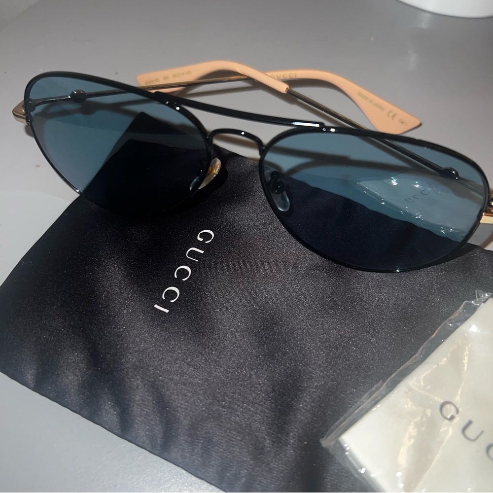 Retro Gucci glasses *authentic*